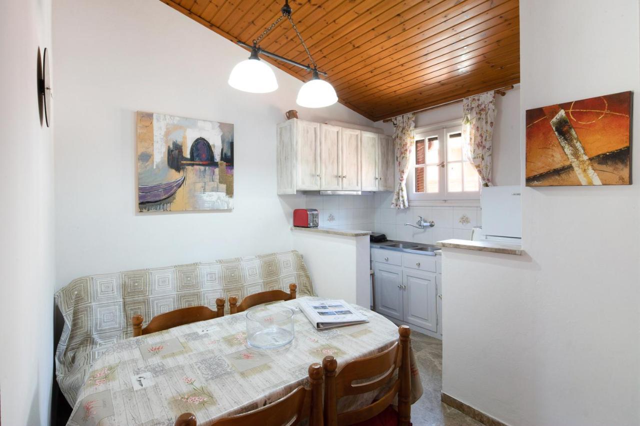 Amalia Cottages Agios Gordios  Dış mekan fotoğraf