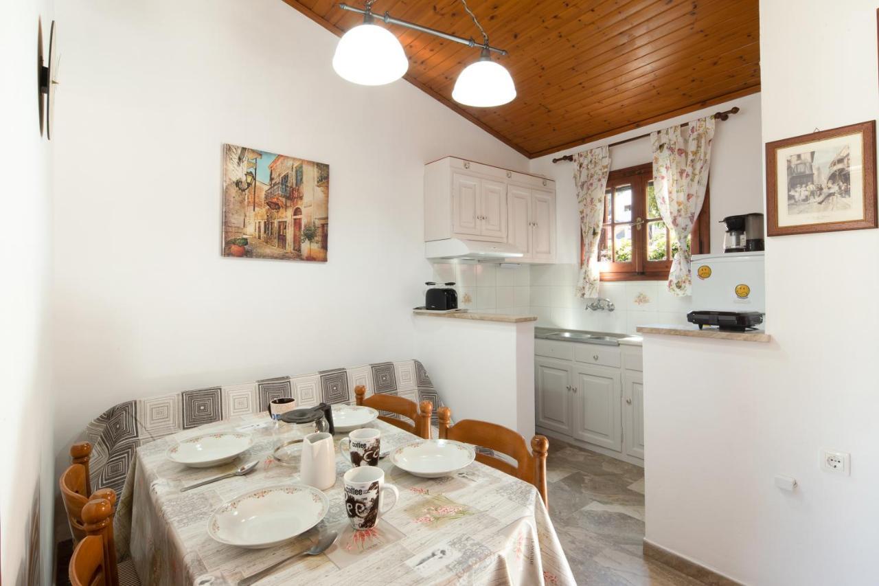 Amalia Cottages Agios Gordios  Dış mekan fotoğraf