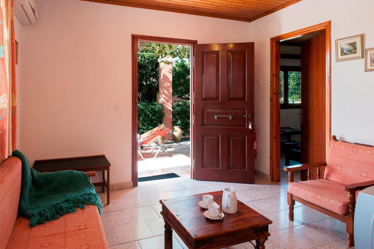 Amalia Cottages Agios Gordios  Dış mekan fotoğraf